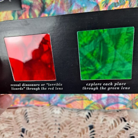 Illumisaurus Explore the World of Dinosaurs Hardcover Book w/color lens - Picture 8 of 12